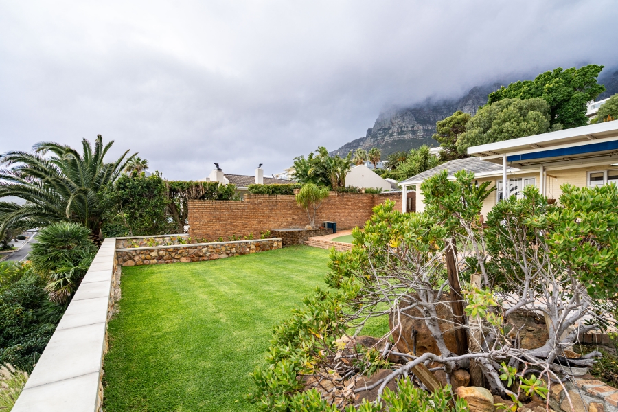 5 Bedroom Property for Sale in Camps Bay Western Cape